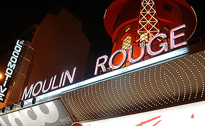Der Eingang des Moulin Rouge